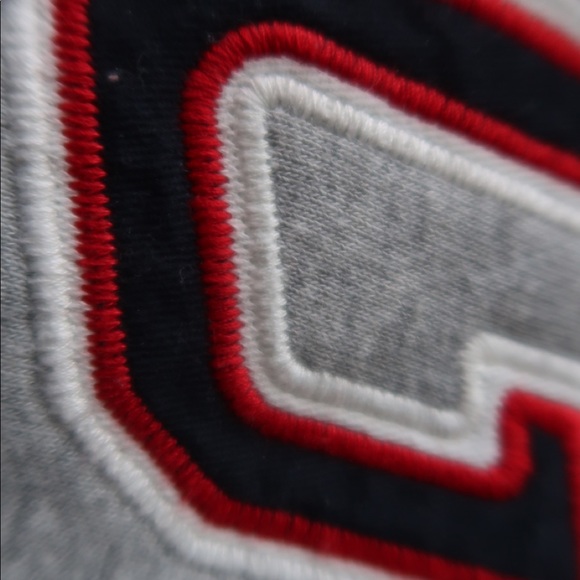 Gap hoodie. (M) - Picture 4 of 5